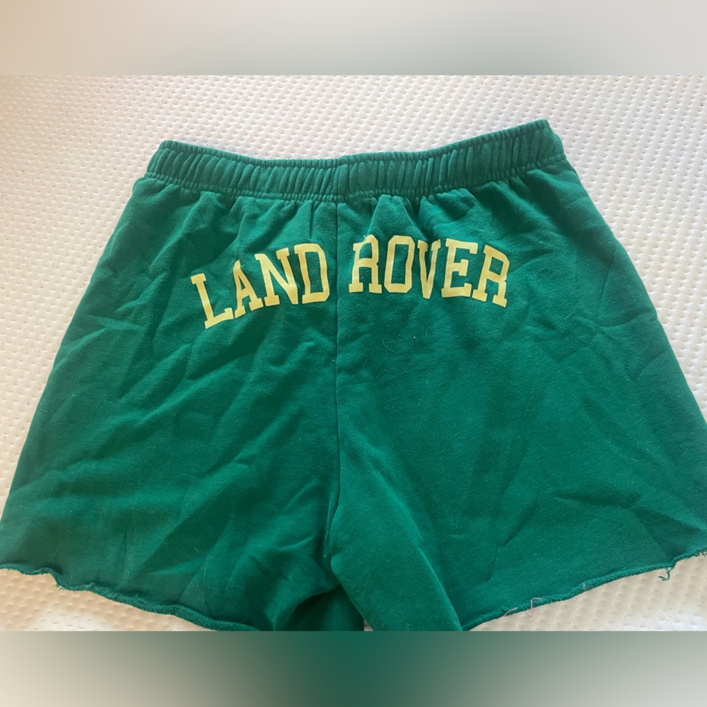 Green land rover cloth shorts - Picture 2 of 2